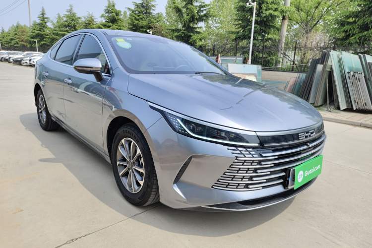 Used BYD Destroyer 05 2024 HONOR Edition DM-i 55KM Luxury Model Front Right 45 Deg