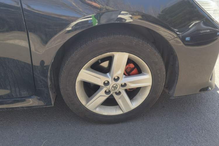 Used Toyota Camry 2012 Junrui 2.0S Radiant Edition Right Front Wheel Hub