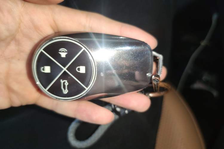 Used Nio ES8 2020 580 km Signature Edition 7-Seater Version