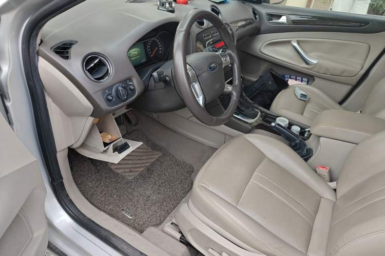 Used Ford Mondeo 2011 2.0L GTDi 200 Fashion Edition