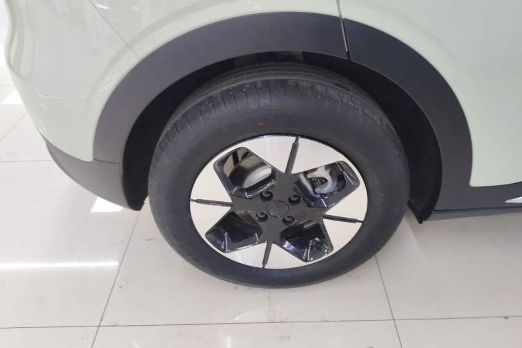 Used Geely Galaxy Geome 2025 UP 410km Exploration+ Edition