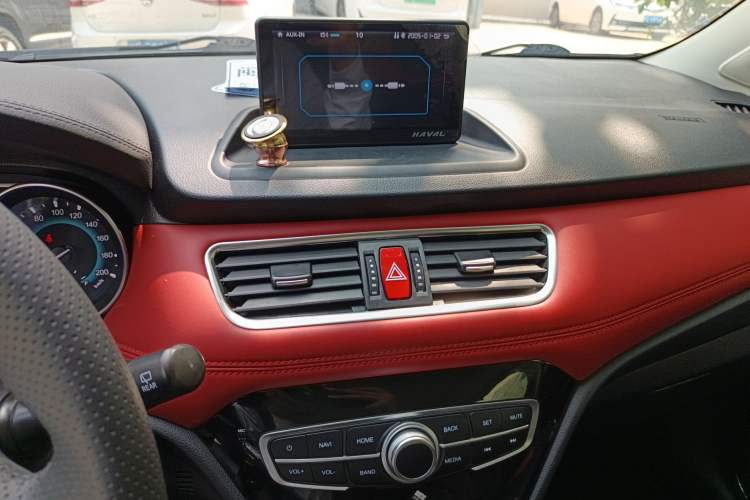 Used Haval H1 2015 1.5L AMT Luxury Model