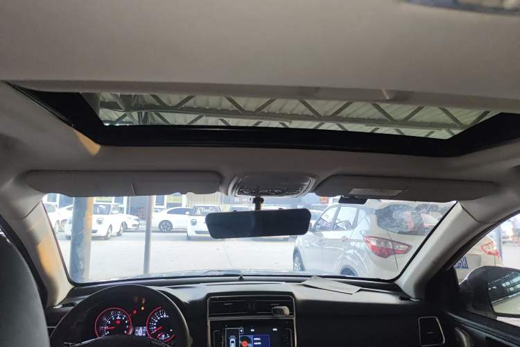 Used Haval H6 2015 Sport Edition 1.5T Automatic Two-Wheel Drive Luxury Model