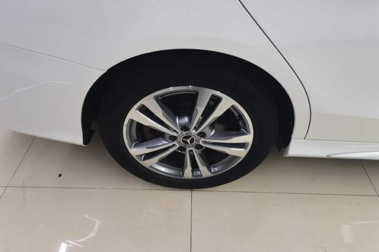 Used Mercedes-Benz C-Class 2017 Facelift C 200 L Sport Edition
