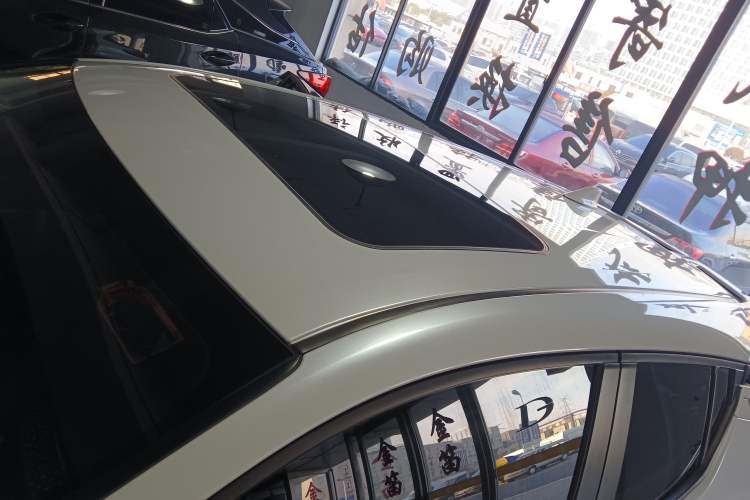 Used Toyota C-HR 2023 2.0L Leading Edition