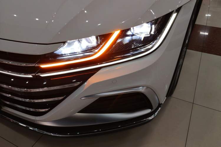 Used Volkswagen FAW-Volkswagen CC 2023 Hunting Vehicle 380TSI Hunter's Heart Edition
