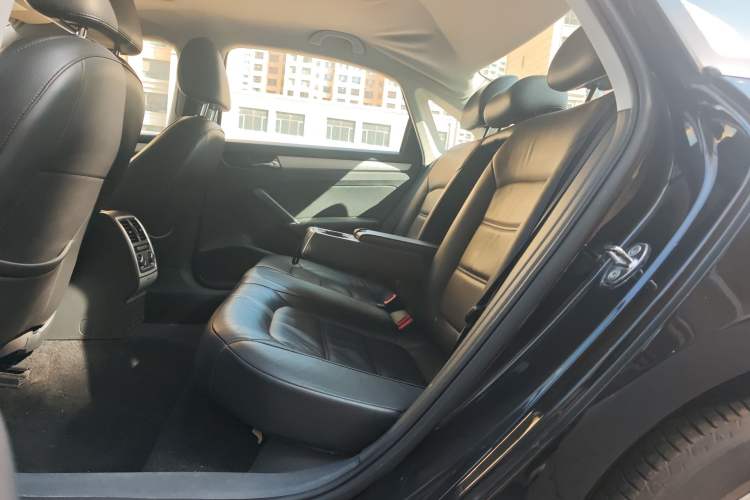 Used Volkswagen Passat 2014 1.8TSI DSG Prestige Edition Left Rear Seat