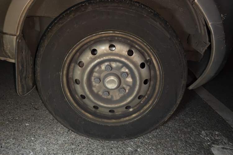 Used Wuling Rongguang 2012 1.5L Extended Basic Version
