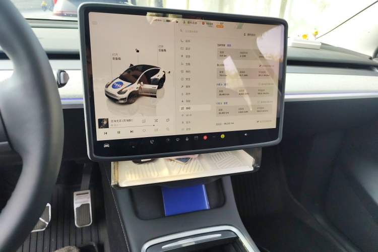 Used Tesla Model Y 2023 Rear-Wheel-Drive Version
