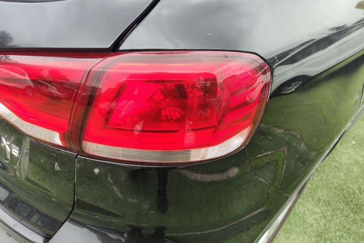 Used Zotye Domy X5 2015 1.5T Manual Supreme Model China IV Standard