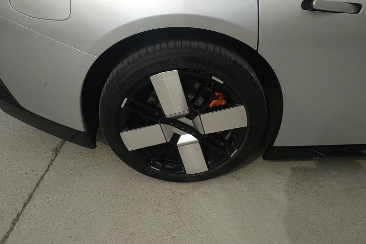 Used XPeng P7 2025 Model—702 Long Range Ultra Exterior 5