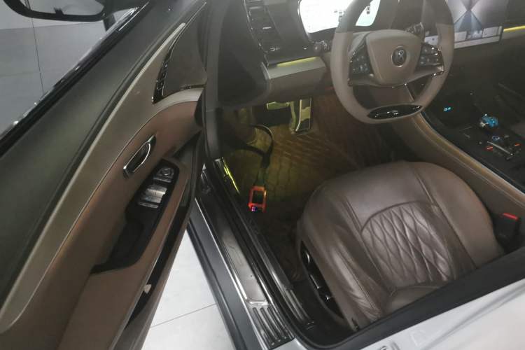 Used BYD Han 2025 DM-i 125KM Elite Model Driver Seat