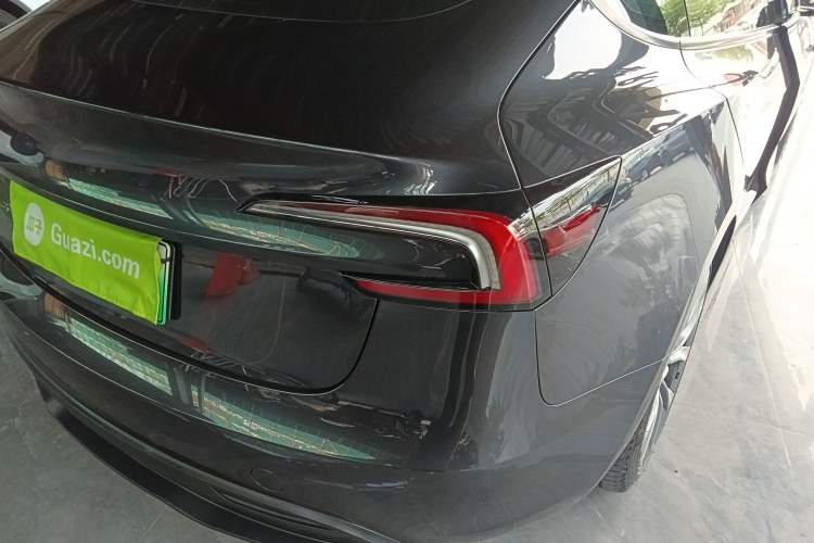 Used Tesla Model 3 2023 Long-Range All-Wheel-Drive Version
