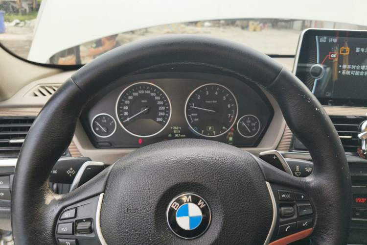 Used BMW 3 Series 2013 320Li Fashion Design Package
