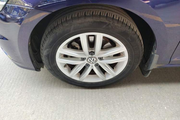 Used Volkswagen Golf 2018 230TSI Automatic Comfort Model
