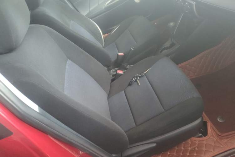 Used Toyota YARiS L Zhi Xuan 2014 1.3E Automatic Charm Edition
