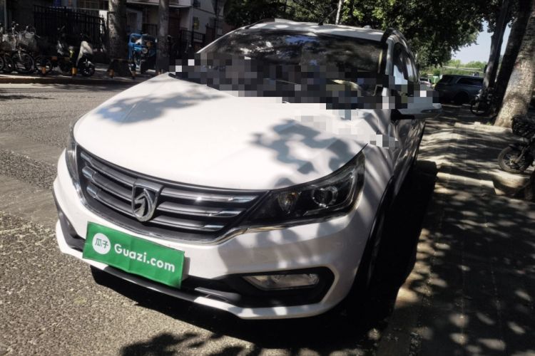 Used Baojun 310W 2017 1.5L Manual Fashion Model China V