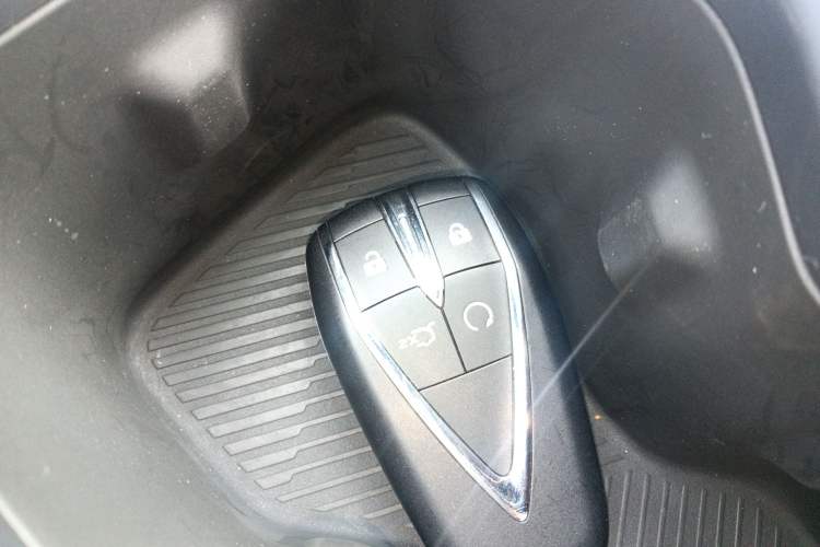 Used Changan Eado 2026 Model, Fourth Generation, 1.5T 500Bar Smart Enjoyment Edition
