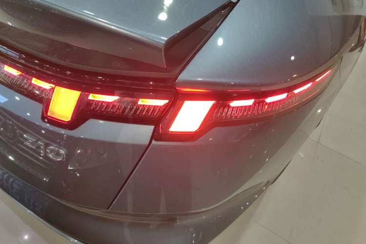 Used Lynk & Co Z10 2025 95 kWh 702 km All-Wheel Drive Intelligent Driving Ultra