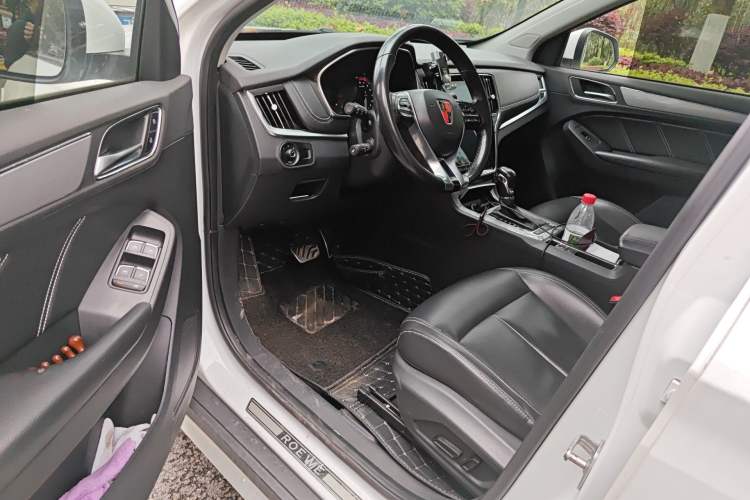 Used Roewe RX5 2016 30T Four-Wheel Drive Automatic Internet Smart Luxury Edition
