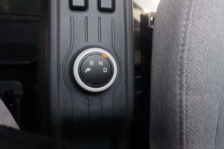 Used Wuling Hongguang MINIEV 2022 Macaron Premium Model – Lithium Iron Phosphate