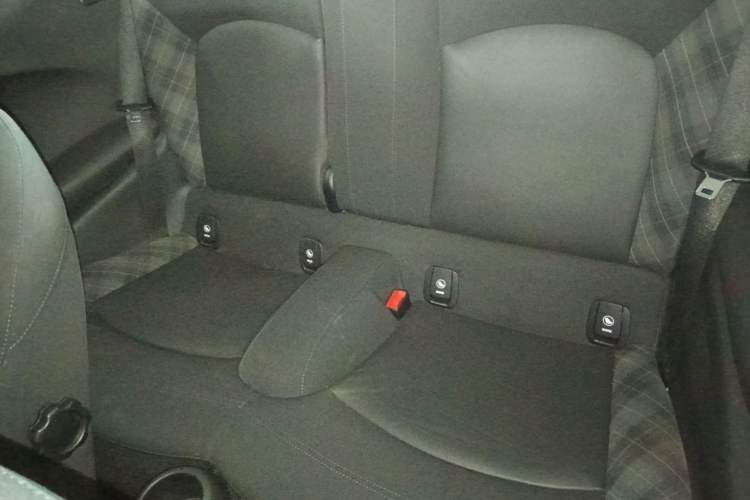Used MINI 2016 1.5T COOPER Left Rear Seat