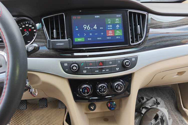 Used Baojun 730 2016 1.5L Manual Comfort Version 7 Seats China V Emission Standard