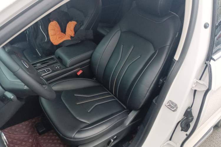 Used Ford Edge 2022 PLUS EcoBoost 245 Four-Wheel Drive Platinum Edition 7-Seater