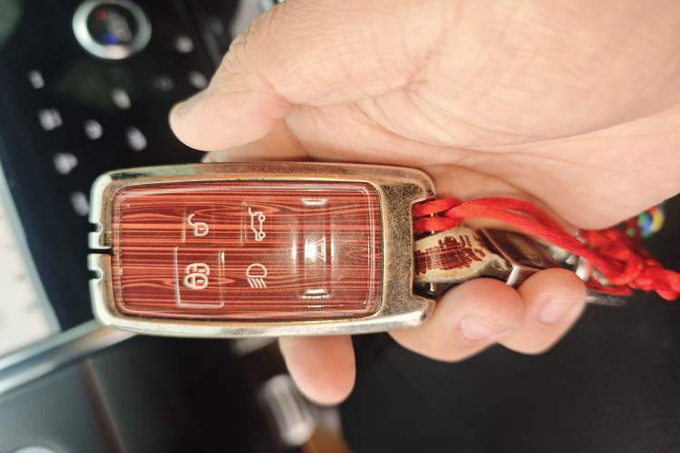 Used Land Rover Discovery Sport 2020 249 PS R-Dynamic Performance Edition