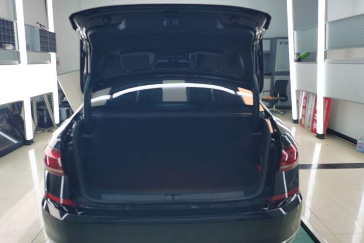 Used Volkswagen Passat 2023 Revised 330TSI Starry Elite Edition