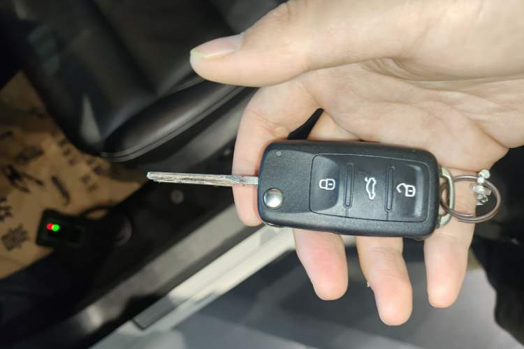 Used Volkswagen Tiguan L 2017 300TSI Automatic Two-Wheel Drive Silk Road Comfort Edition