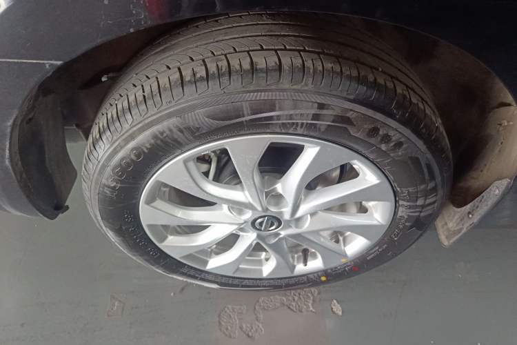 Used Nissan Sylphy 2024 Facelifted Three Classic 1.6XE CVT Comfort Edition Right Rear Wheel Hub