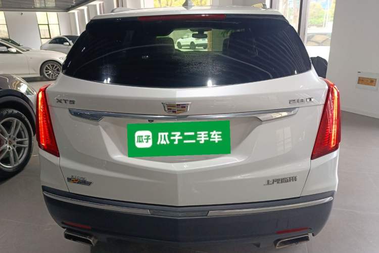 Used Cadillac XT5 2016 28T Four-Wheel Drive Tech Version Rear