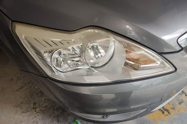Used Ford Focus 2011 Sedan 1.8L Automatic Fashion Edition
