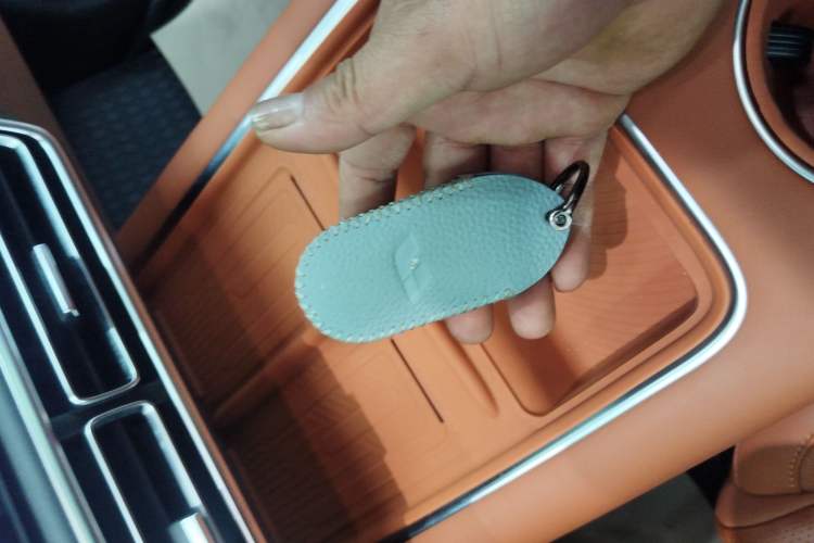 Used Li Auto L8 2024 Pro Model Interior 1