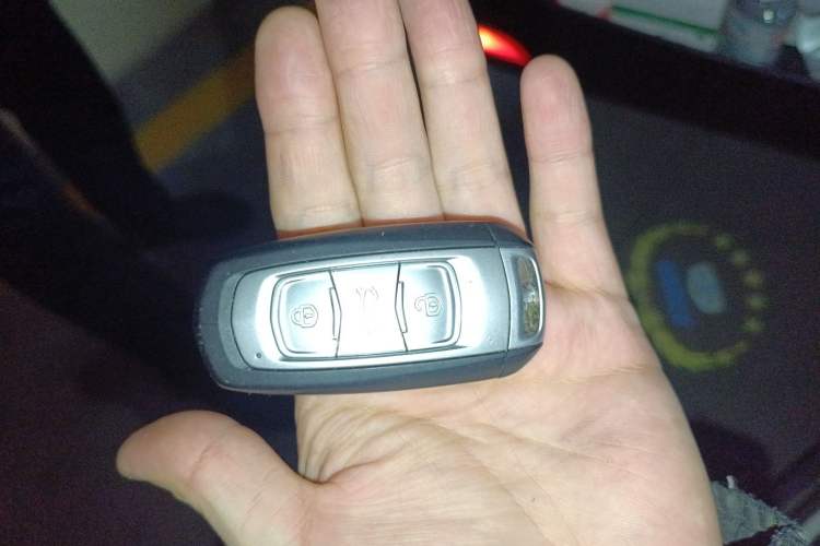 Used Geely Auto Emgrand X7 Sport 2016 1.8TD Automatic ZhiZun Version