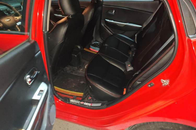 Used Kia K2 2012 Sedan 1.4L MT GL Commemorative Edition
