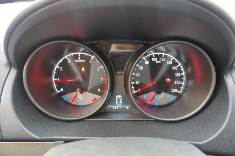 Used Geely Auto GX7 2015 Classic Edition 1.8L Manual Urban Model China V Standard
