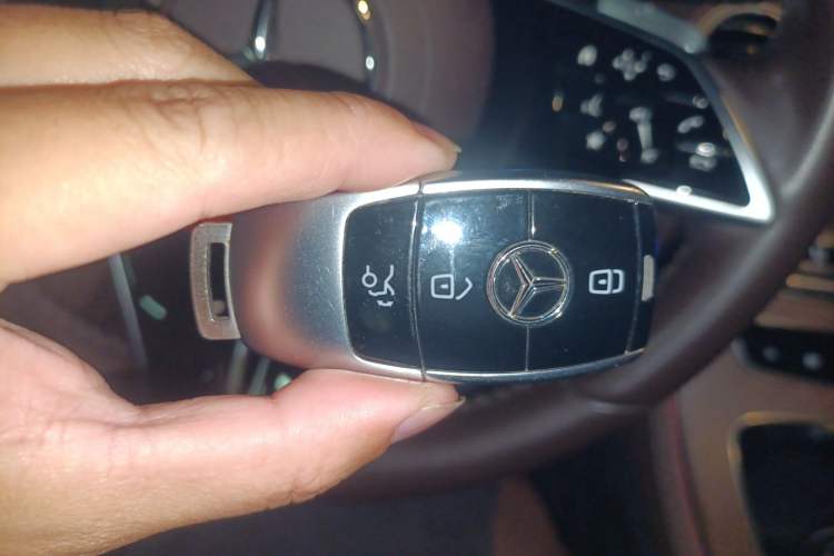 Used Mercedes-Benz E-Class 2021 Restyled E 300 L Luxury Edition