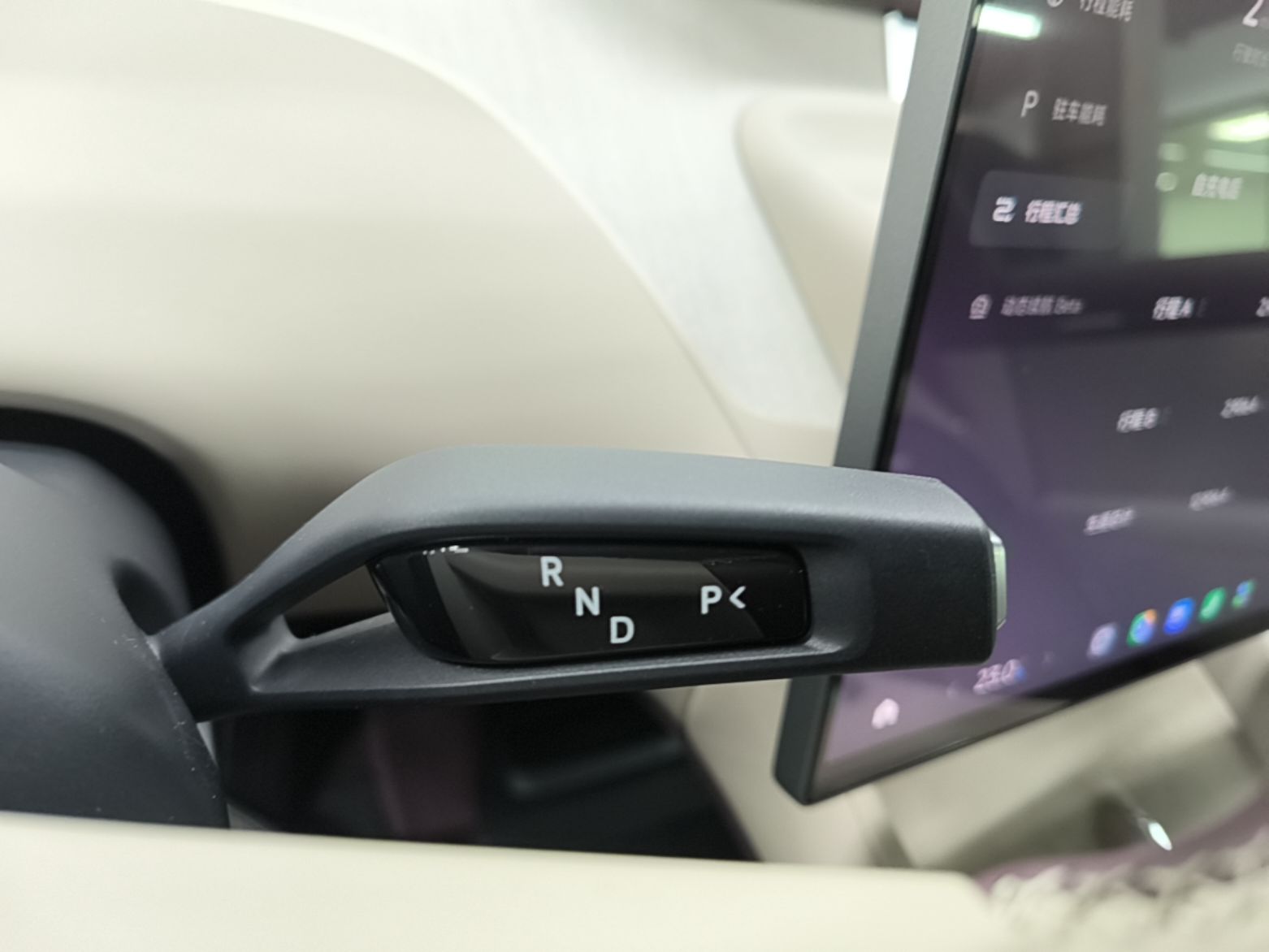 Xiaomi Auto YU7 2025 Ultra-Long Range Rear-Wheel Drive Version — снимка 16