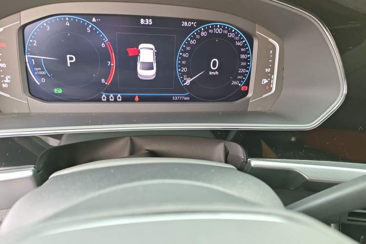 Used Volkswagen Passat 2022 330TSI Luxury Edition Odometer Close Up