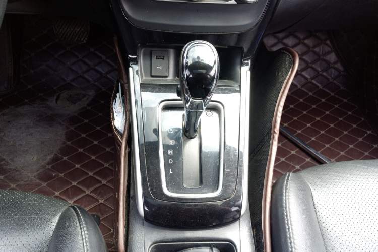 Used Nissan Sylphy 2019 1.6XV CVT Smart Connect Luxury Edition China VI Standard
