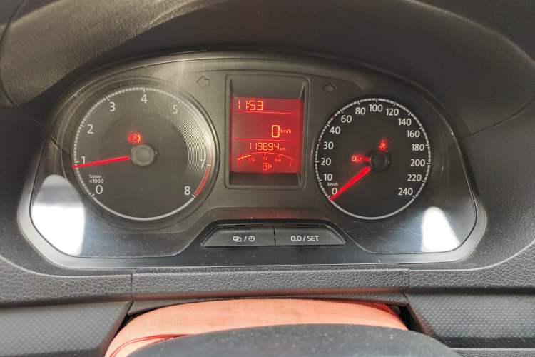 Used Volkswagen Jetta 2017 1.5L Manual Fashion Edition
