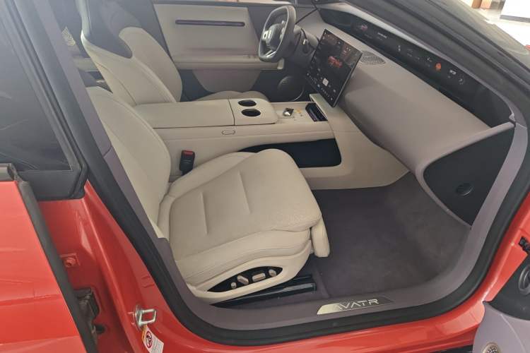 Used Avatr 06 2025 Pro Range-Extended Edition
