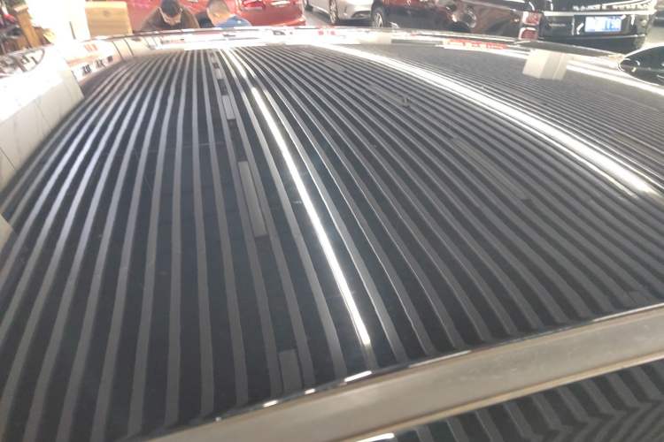 Used Hongqi E-QM5 2024 560km PLUS
