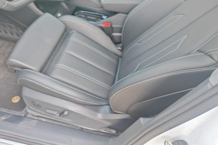 Used Audi Q4 e-tron 2024 40 e-tron Boundary Edition Left Front Seat