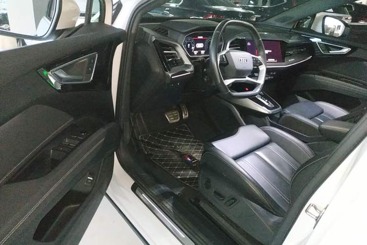 Used Audi Q4 e-tron 2024 40 e-tron Adventure Edition