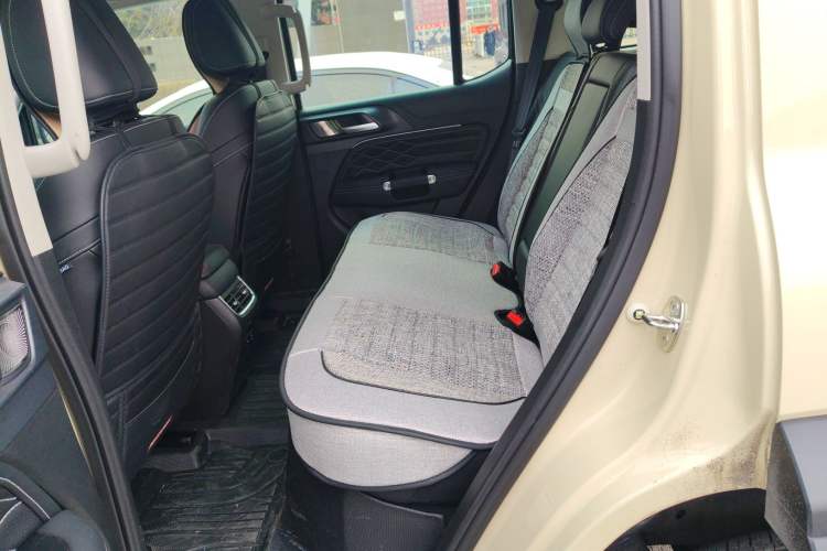 Used Tank 300 New Energy 2025 Hi4-T
