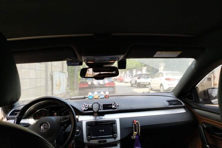 Used Volkswagen FAW-Volkswagen CC 2015 2.0 TSI Ultimate Model Headliner