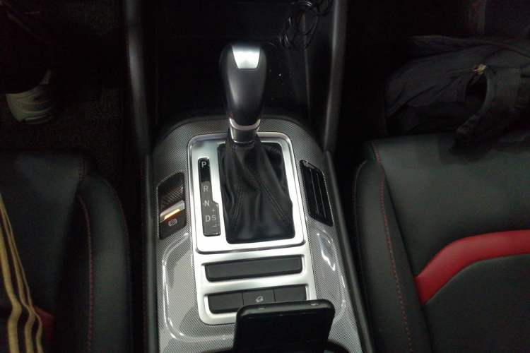 Used CHANGAN CS55 2018 1.5T Automatic Colorful Edition China V Standard
